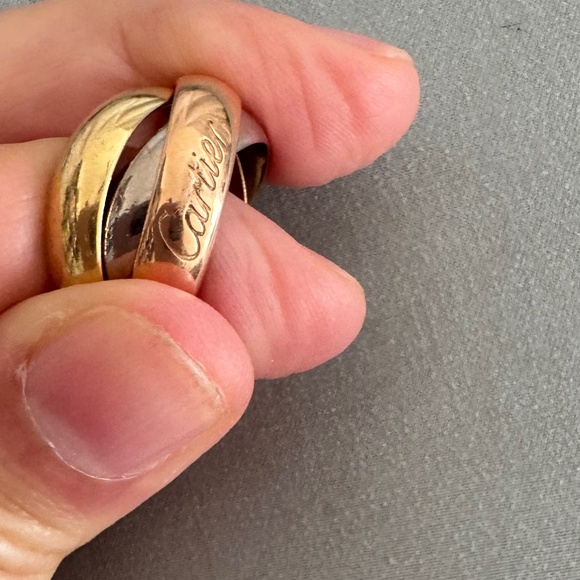 TRINITY EXTRA LARGE 3 GOLDS RING (ENGRAVED) IN GUC - Picture 1 of 9